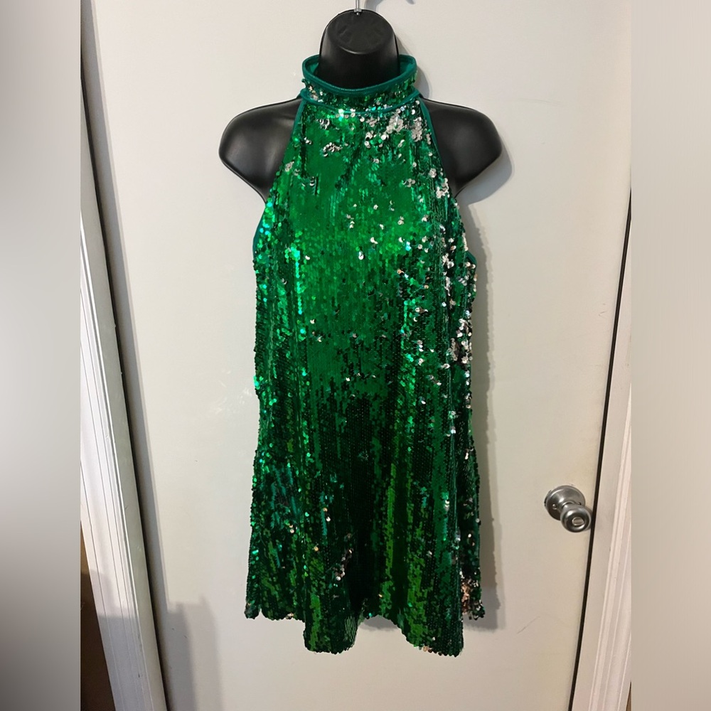 Weissman  XXLA Green & Silver Sequin Sleeveless Dance Dress Costume